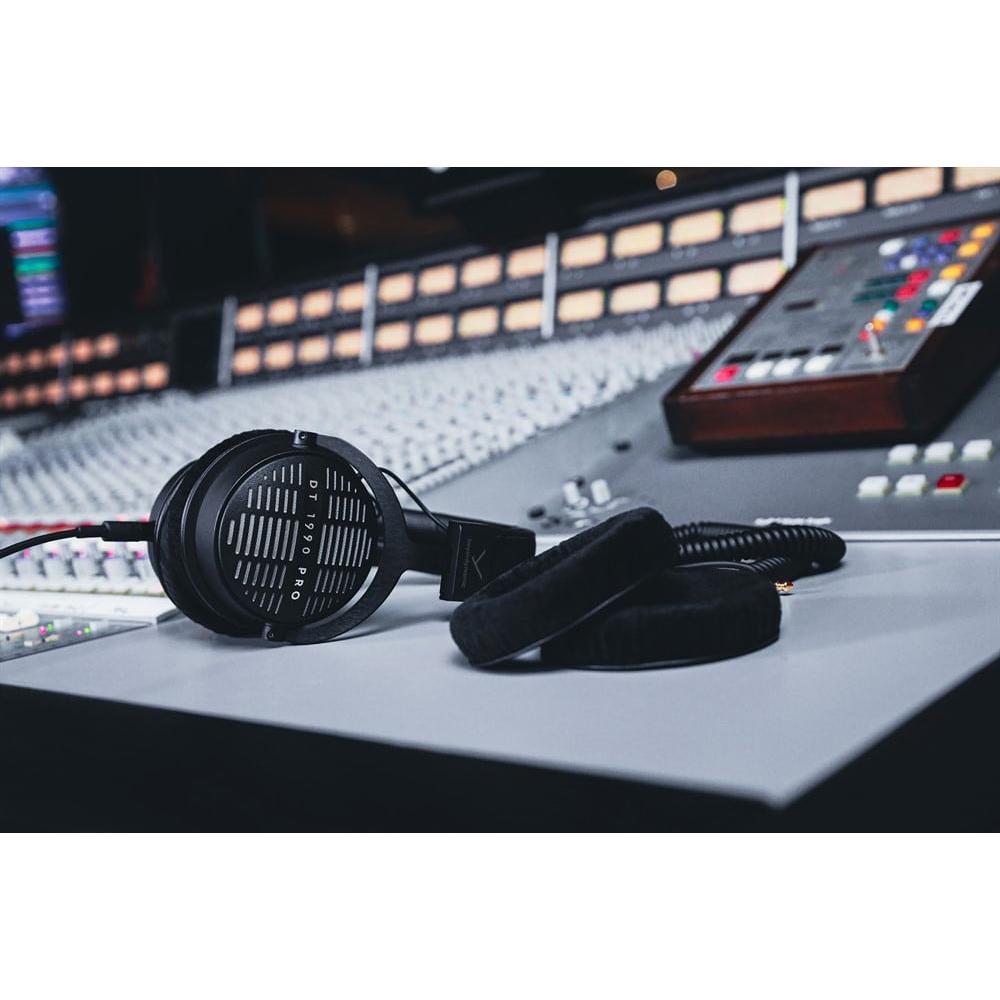 Beyerdynamic DT 1990 PRO 250 ohm - Open Hi-End studio headphone with Tesla technology
