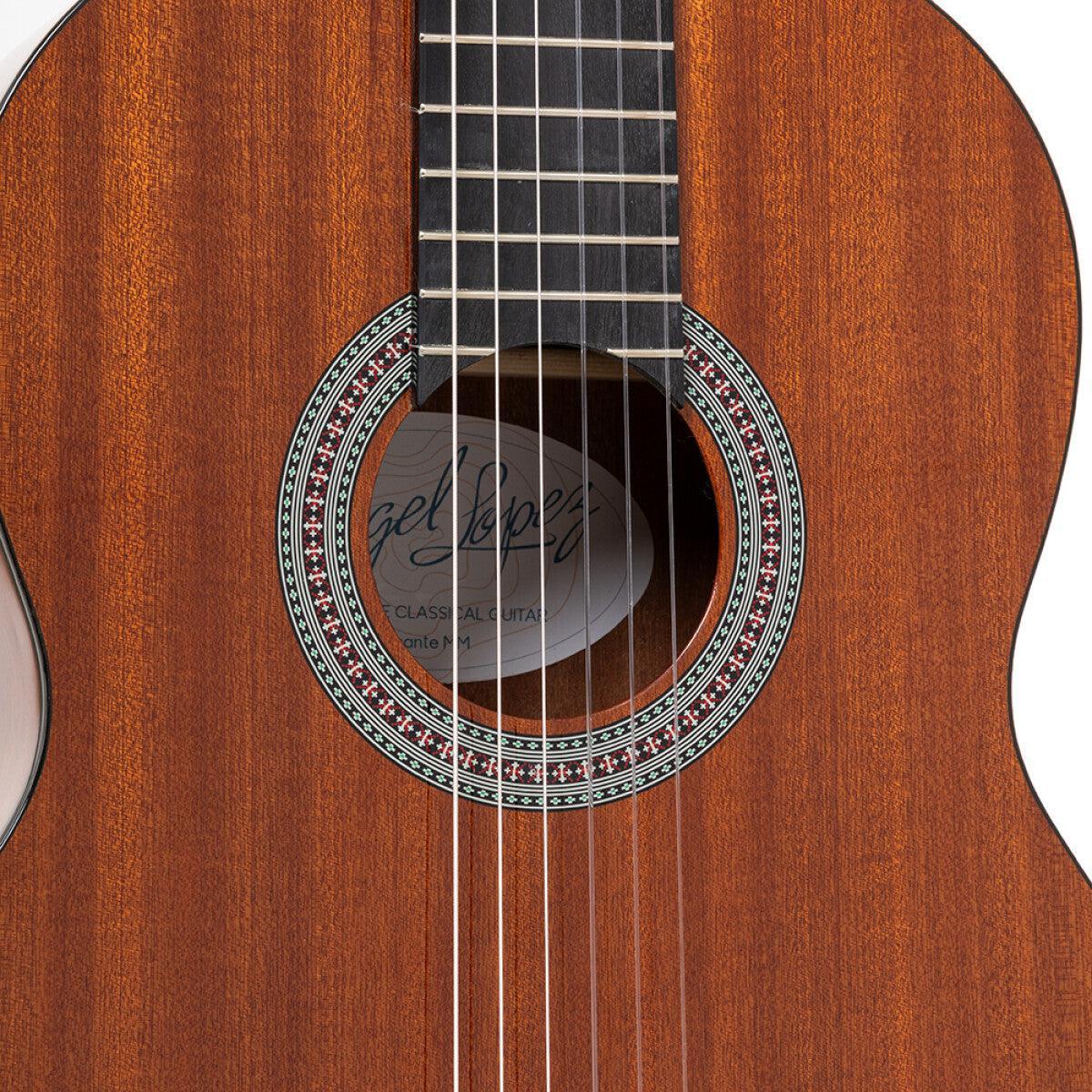 Angel Lopez ALICANTE MM – Klassisk spansk guitar 4/4 (sapelli top)