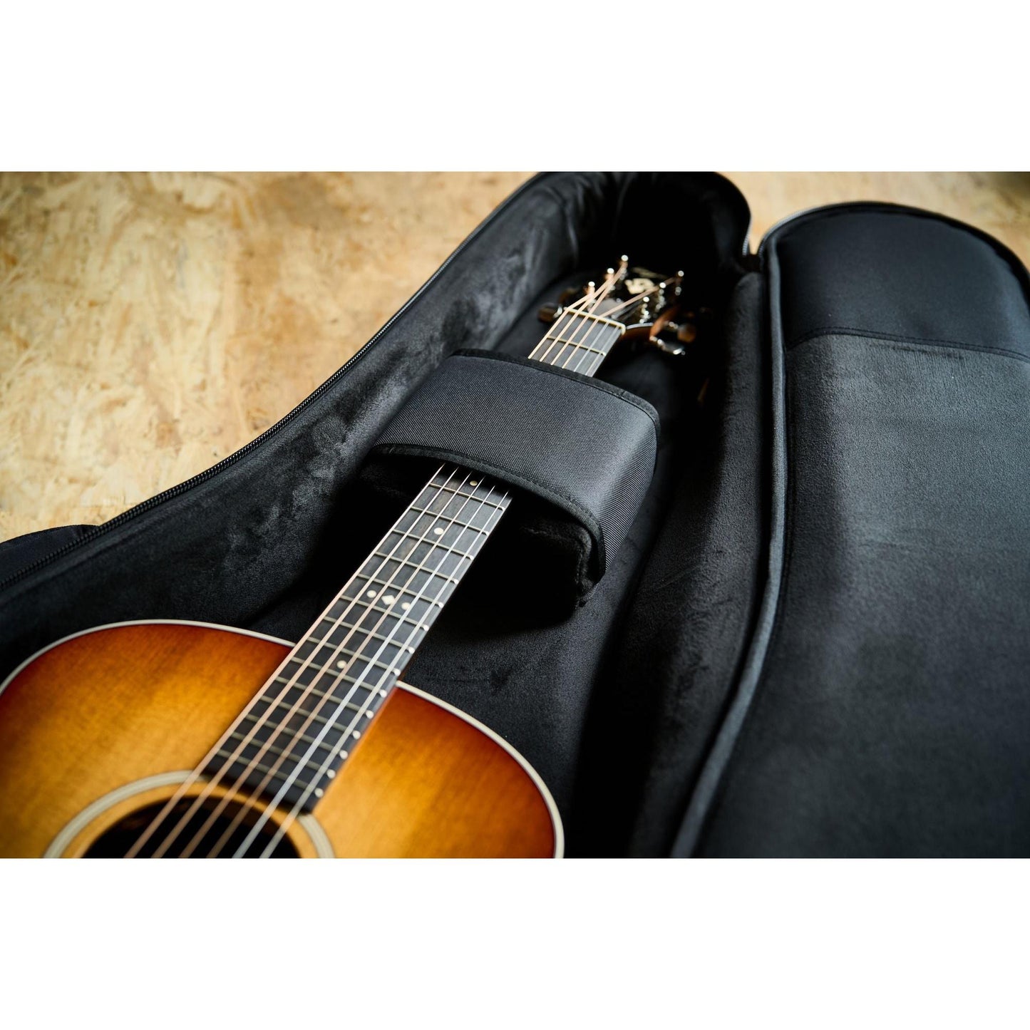 BOSS CB-AG15 Akustisk Guitar Gig Bag