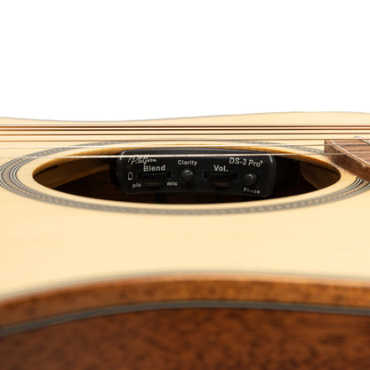 Crafter MIND T16E FGY N – Fingerstyle western guitar med massiv ceder top