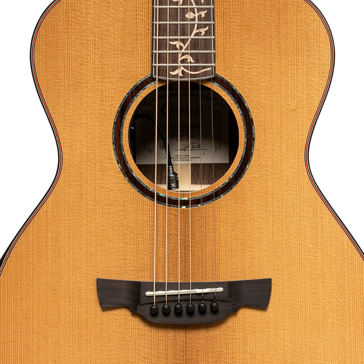 Crafter VL T28E VVS – Orchestra western guitar med VVS behandlet massiv gran