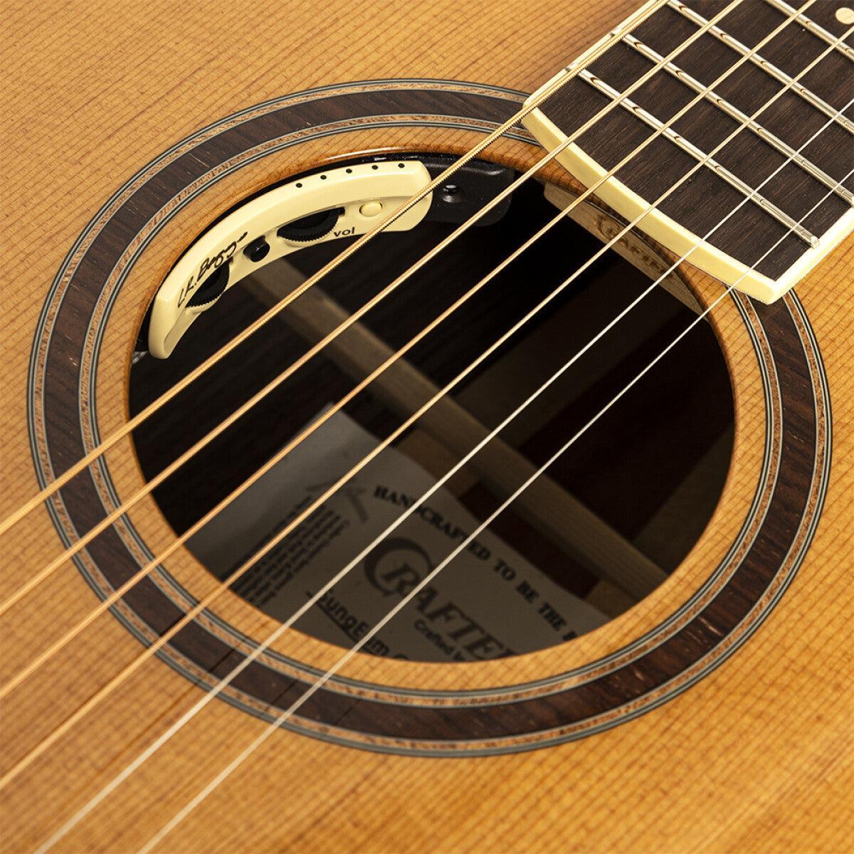 Crafter 50th Anniversary Dreadnought Elektrisk-akustisk Guitar med Solid Torrefied Spruce Dæk