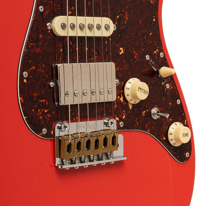 Crafter CREMA SVVSR VR – S-style elguitar HSS med gigbag (Vintage Red)