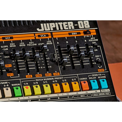 JUPITER-08 Synthesizer
