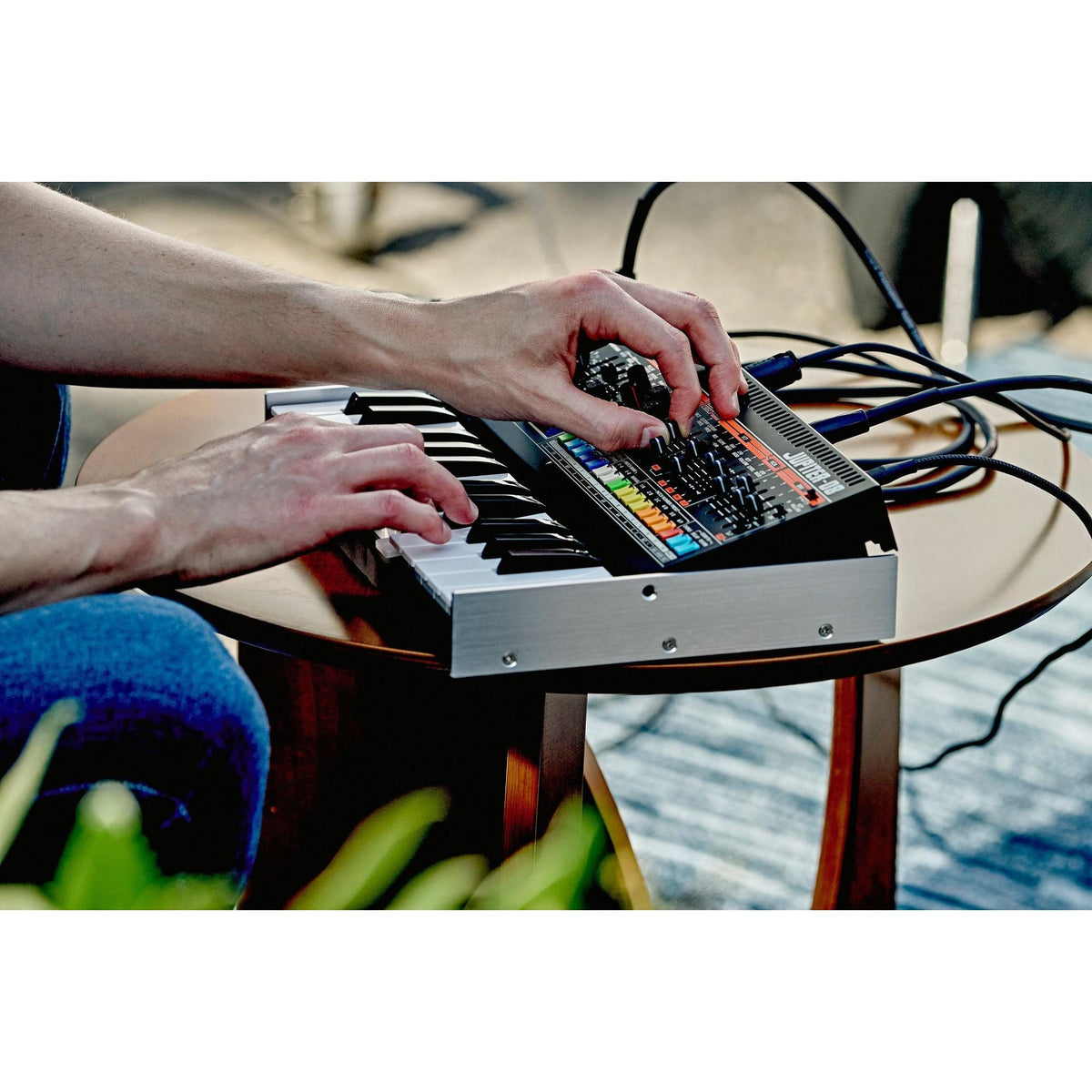 JUPITER-08 Synthesizer