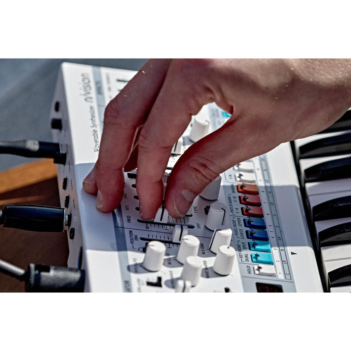 Roland n/VISION Wavetable Synthesizer