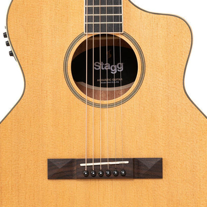 Stagg SA45 OCE-FM – Akustisk/elektrisk auditorium guitar med flamed maple