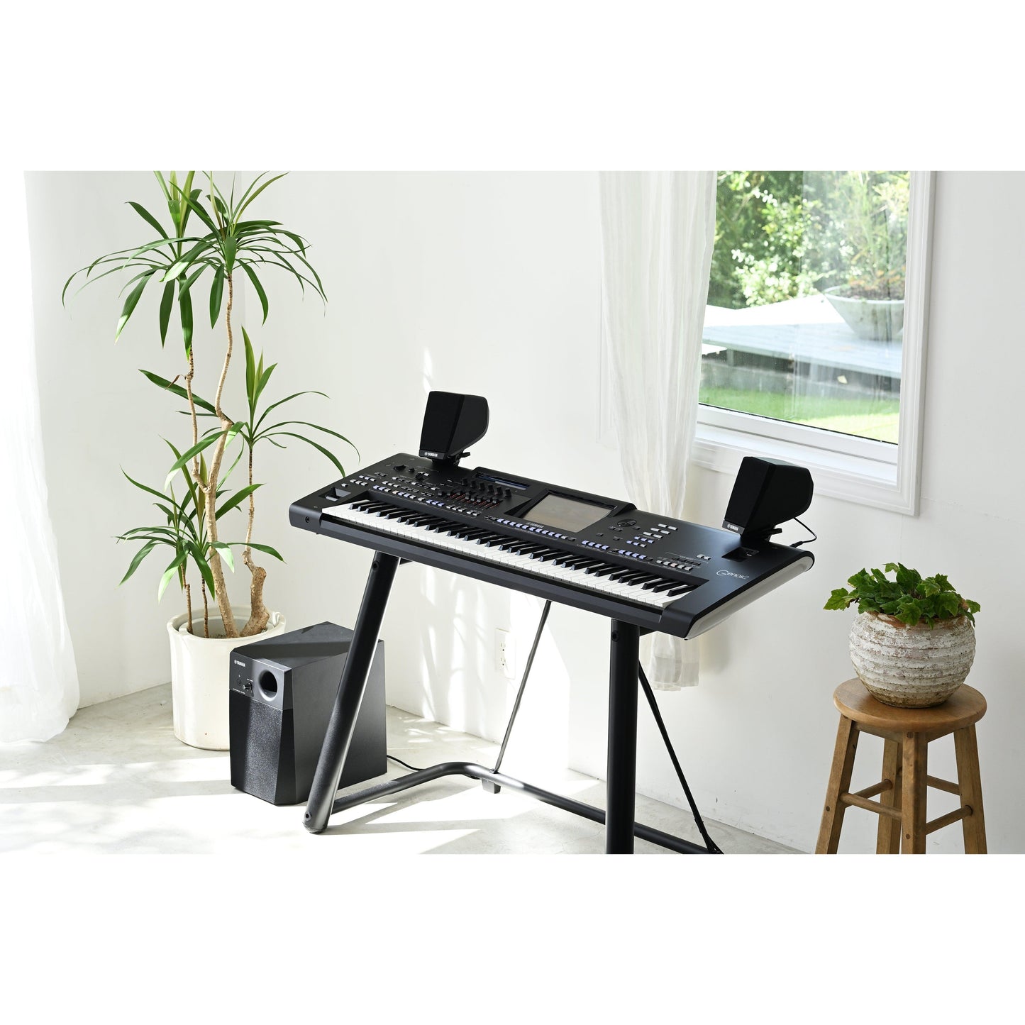 Yamaha Genos2 Digital Keyboard