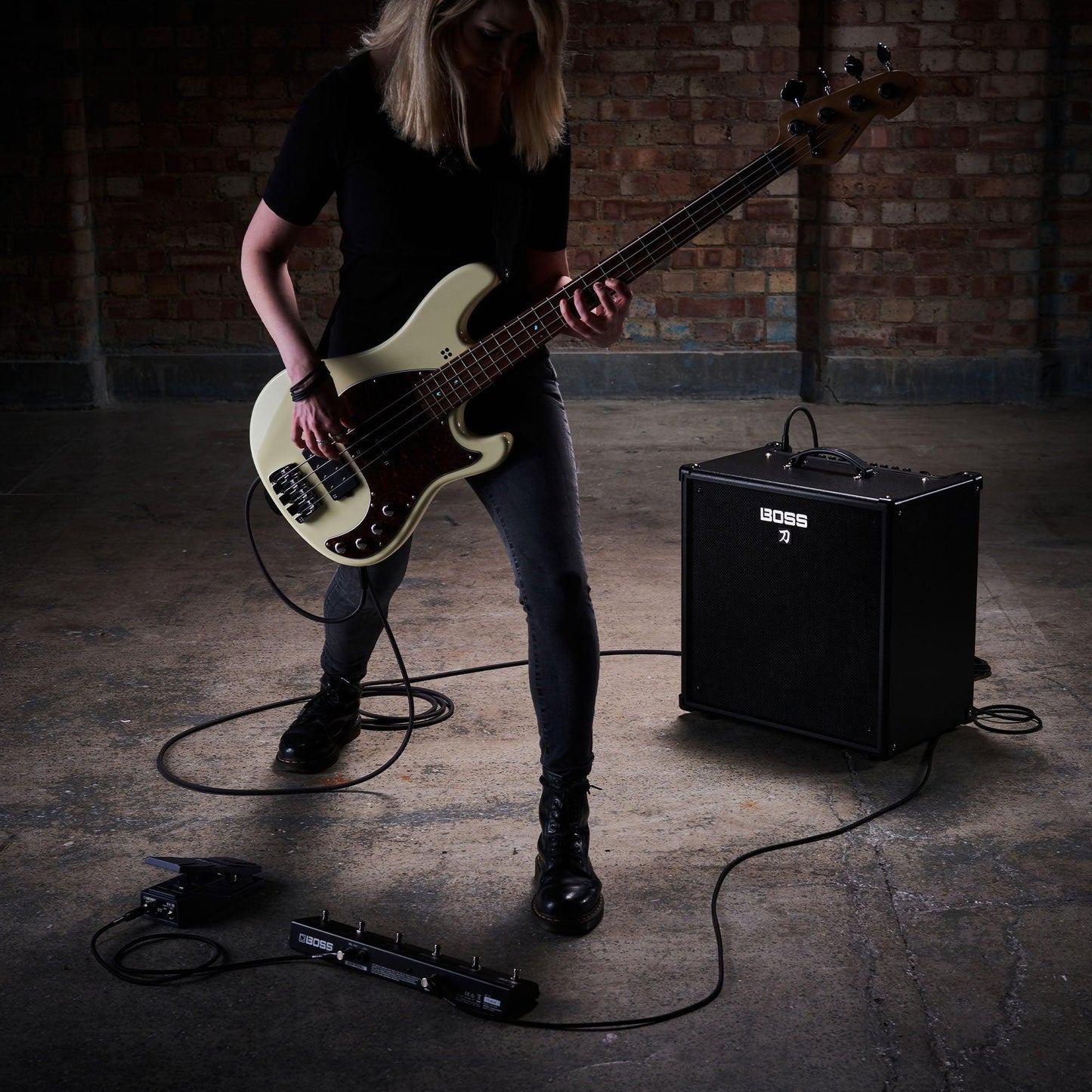 Boss Katana-110 Bass Basforstærker