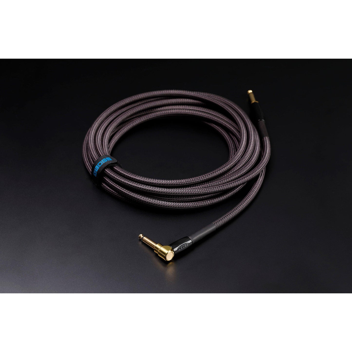 Boss Premium Instrumentkabel med straight - right-angle 1/4'' tilslutning