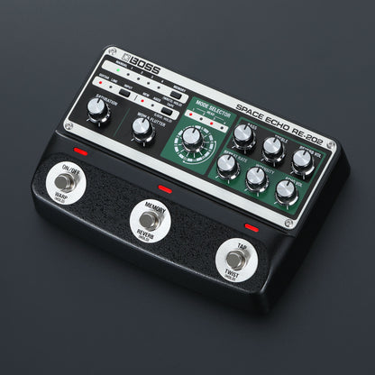 Boss RE-202 Space Echo Digital Delay