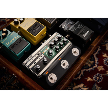 Boss RE-202 Space Echo Digital Delay