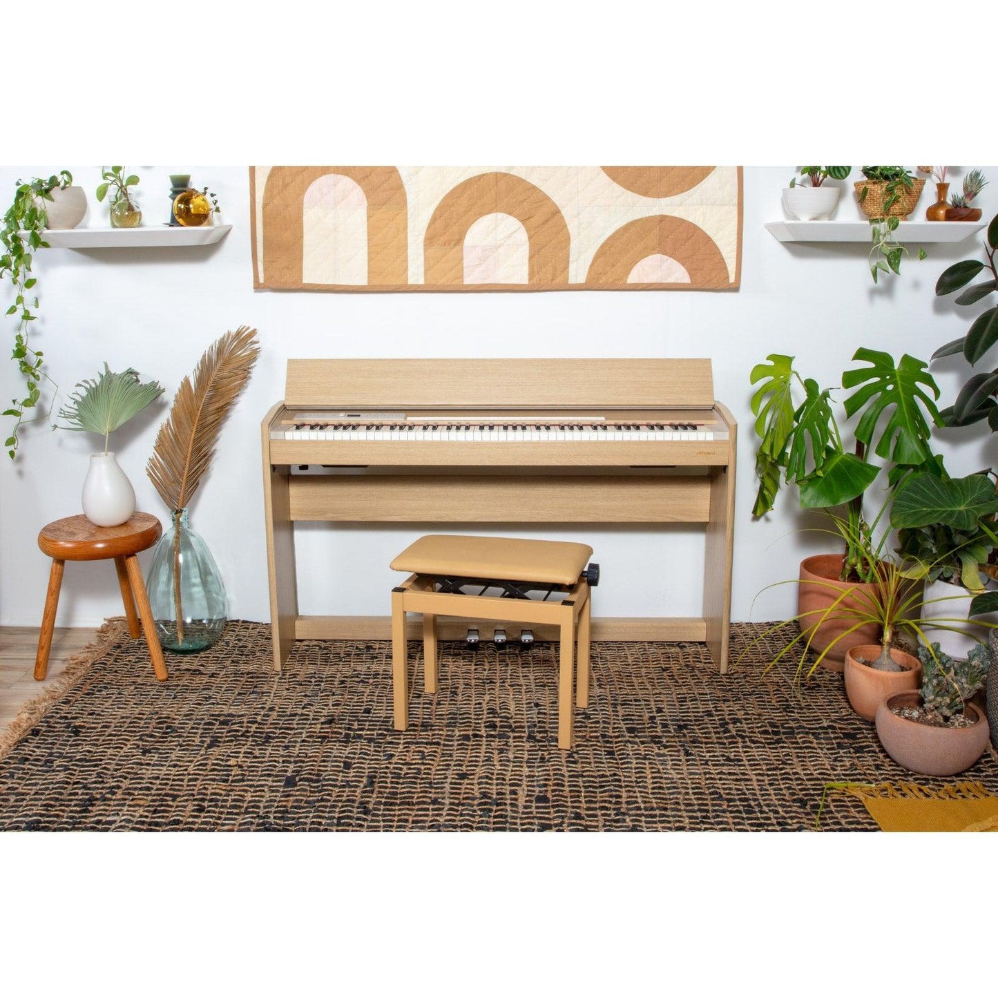 Roland F701 Digital piano