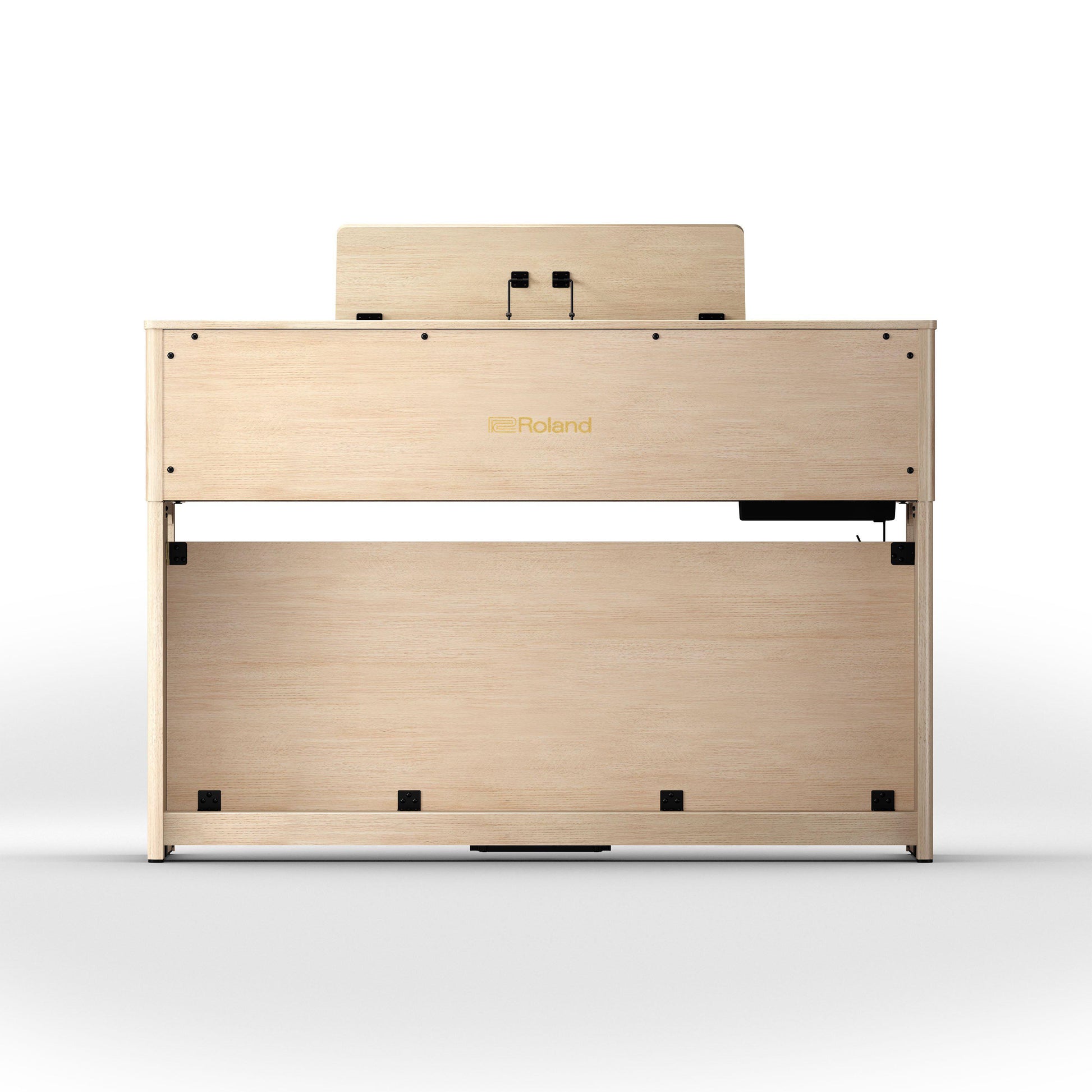 Digitalpiano i lyst trædesign med moderne og elegant finish set bagfra