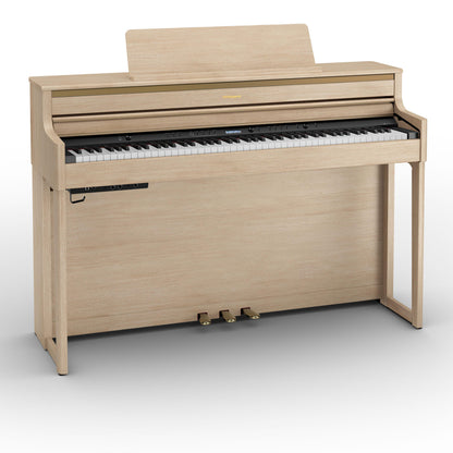 Digitalt beige klaver med tre pedaler og tastatur i klassisk design