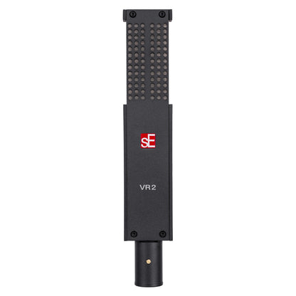 Sorte båndmikrofon med perforeret øvre del og sE Electronics logo i midten
